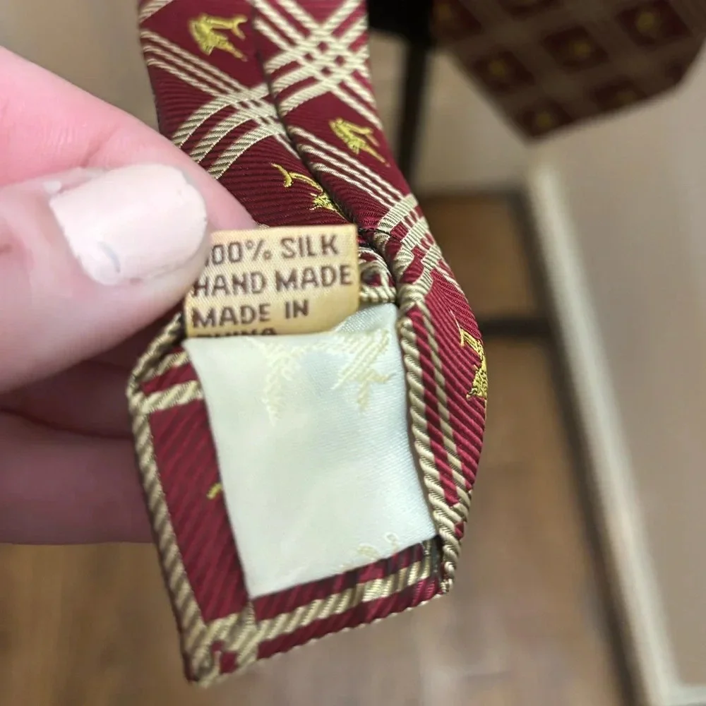Tommy Bahama Men's Neck Tie Silke red and gold